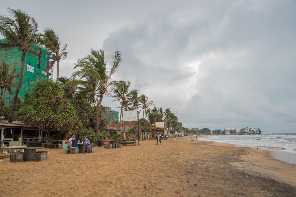 Cozy Sea View Luxury Apartment, Fully Furnished, 2 Bedrooms, 2 Bathrooms Dehiwala-Mount Lavinia Kültér fotó