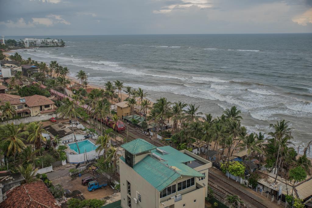 Cozy Sea View Luxury Apartment, Fully Furnished, 2 Bedrooms, 2 Bathrooms Dehiwala-Mount Lavinia Kültér fotó