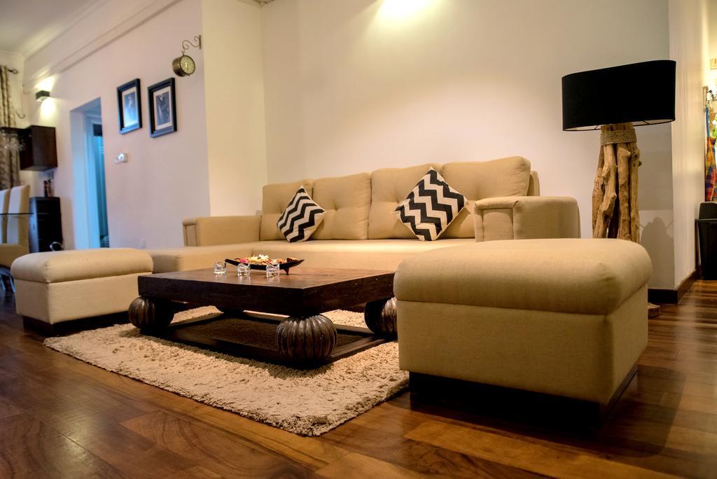 Cozy Sea View Luxury Apartment, Fully Furnished, 2 Bedrooms, 2 Bathrooms Dehiwala-Mount Lavinia Kültér fotó