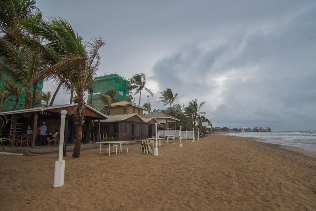 Cozy Sea View Luxury Apartment, Fully Furnished, 2 Bedrooms, 2 Bathrooms Dehiwala-Mount Lavinia Kültér fotó