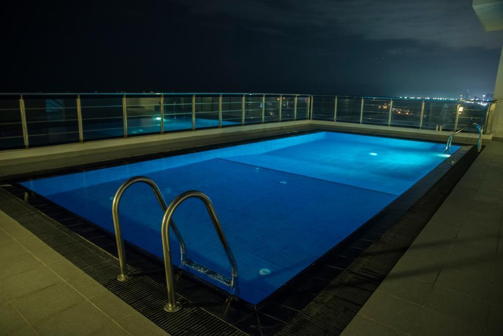 Cozy Sea View Luxury Apartment, Fully Furnished, 2 Bedrooms, 2 Bathrooms Dehiwala-Mount Lavinia Kültér fotó