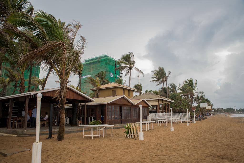 Cozy Sea View Luxury Apartment, Fully Furnished, 2 Bedrooms, 2 Bathrooms Dehiwala-Mount Lavinia Kültér fotó