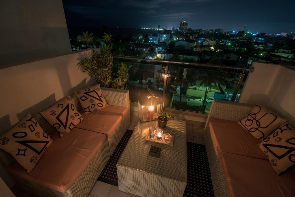 Cozy Sea View Luxury Apartment, Fully Furnished, 2 Bedrooms, 2 Bathrooms Dehiwala-Mount Lavinia Kültér fotó
