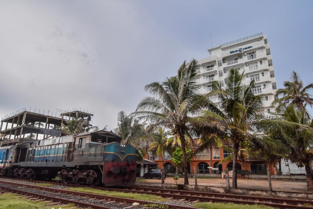 Cozy Sea View Luxury Apartment, Fully Furnished, 2 Bedrooms, 2 Bathrooms Dehiwala-Mount Lavinia Kültér fotó